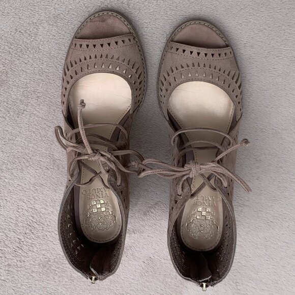 Vince Camuto Tarita Suede Leather Mesh Peep Toe Ankle Booties Sz8 - Picture 14 of 15